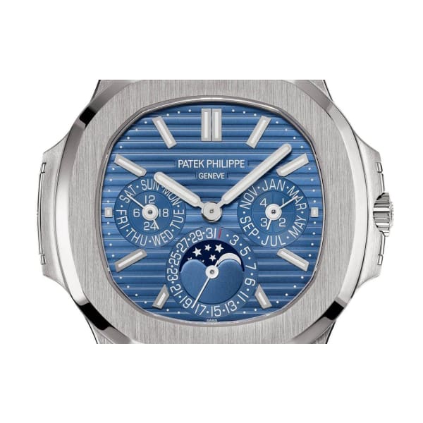 ????????Best selling specials????????Patek Philippe Nautilus White Gold 5740-1G-001 with Blue Sunburst dial