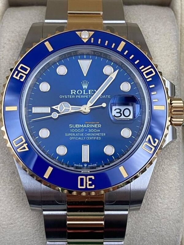 Submariner Date 41mm Blue Dial Two Tone 126613LB 2021 Unworn  1